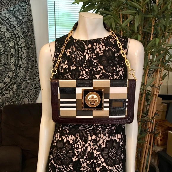 Tory Burch Handbags - HOST PICK Tory Burch Patent Leather Canvas Clutch